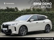BMW iX - xDrive60 | M-Sport Pro | Panorama Sky Lounge | Driv. Ass. Pr