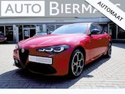 Alfa Romeo Giulia - 2.0 Turbo 280 PK Competizione Q4 AWD / INCL 12mnd BOVAG