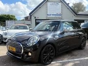 MINI Cooper - 3-Deurs 1.5 BLACKPACK/AIRCO/NAVIGATIE/17INCH