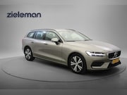 Volvo V60 - 2.0 B3 Momentum Advantage - Digitaal Cockpit, Carplay, Adapt