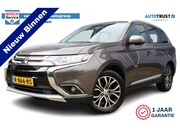 Mitsubishi Outlander - 2.0 Connect Pro | Incl. 12 maanden Garantie | Afneembare tre