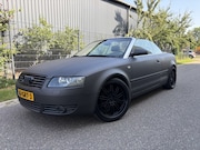 Audi A4 - Cabriolet 2.4 V6 Pro Line / AUTOMAAT / MAT ZWART / NAVI / LE