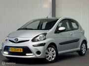 Toyota Aygo - 1.0 VVT-i Aspiration5-drs [ NAP trekhaak airco ]