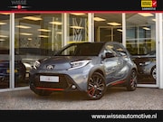 Toyota Aygo X - 1.0 VVT-i MT 72pk Premium | Trekhaak | JBL Sound system | Ap
