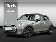 MINI Cooper - 3-deurs Essential Uitvoering | Panoramadak | Navigatie | Cru