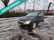 Opel Astra - 1.4 Business LEUKE AUTO RIJDT EN SCHAKELT GOED