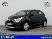 Toyota Aygo - 1.0 VVT-i x-play | Apple Carplay-Android Auto | Parkeercamer