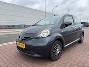 Toyota Aygo - 1.0-12V /Airco/St.bkr/Elek.rmn/Frisse APK