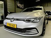 Volkswagen Golf - 1.5 eTSI 19inch, Sfeerverlichting, Led