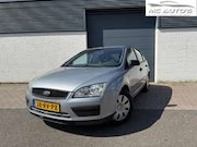 Ford Focus - 1.6-16V Champion |