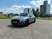 MINI Clubman - 1.5 One Salt Serious Business Clubman ONE met JCW details en