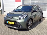 Toyota Aygo X - 1.0 VVT-i S-CVT Premium AUTOMAAT, Navi, PDC, Camera, Half le