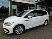 Volkswagen Touran - 1.4TSI 150PK 7P! R-LINE!! All-in Prijs! Trekhaak