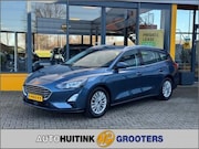 Ford Focus - 1.0 EcoB. Titanium Business - adaptive - winterpakket - came