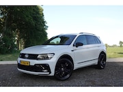 Volkswagen Tiguan - 1.4 TSI 4Motion R-line PANO TREKHAAK