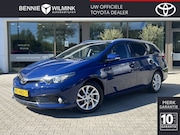 Toyota Auris - Touring Sports 1.2T Business Plus | All Seasons | Trekhaak