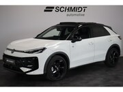 Volkswagen T-Roc - 1.5 eTsi R-Line First Edition 150PK DSG Pano-Schuifdak, Trek