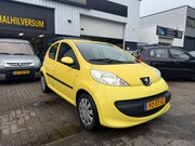 Peugeot 107 - 1.0-12V XS 5 DEURS AIRCO