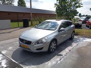 Volvo V60 - 2.4 D6 AWD Plug-In Hybrid Pure Limited