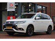 Mitsubishi Outlander - 2.0 PHEV Hybride *Instyle+* | Trekhaak | Camera | Schuifdak 