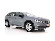 Volvo V60 Cross Country - 2.0 D3 Momentum Business *LEATHER | NAVI-FULLMAP | CAMERA |