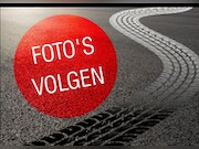 Toyota HiLux - 2.4 D-D DUBBEL CABIN LIMITED BE TREKKER A/T 5 ZITS 4WD VAN