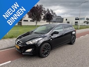 Hyundai i30 - 1.6 GDI i-Motion Black-edition/Airco/nap/apk 8-2027