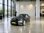 Tesla Model 3 - Long Range AWD 75 kWh | Grijs | Wit Interieur | 19” Performa