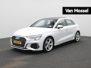Audi A3 - Sportback 35 TFSI S edition | Automaat | Stoelverwarming | P