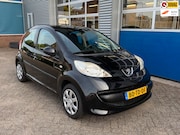 Peugeot 107 - 1.0-12V XS