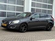 Volvo V60 - 2.0 Turbo 203PK Momentum Navi Pdc Trekhaak NW APK