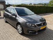 Peugeot 308 - 1.2 PureTech Blue Lease Executive