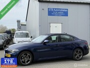 Alfa Romeo Giulia - 2.2 JTD, Automaat, 180 PK, Leder