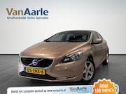 Volvo V40 - T3 Momentum Parkeercamera Trekhaak Cruise-Control 150pk