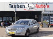 Opel Insignia - Sports Tourer 2.0 CDTI EcoFLEX Cosmo Motor loopt niet hij ga