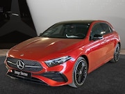 Mercedes-Benz A-klasse - 250e AMG * DESIGNO ROT * NIGHT, PANORAMA, BURMESTER, 2-Zone