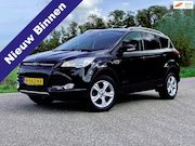 Ford Kuga - 1.5 Titanium Styling Pack 4WD AUTOMAAT AIRCO NAVI 182PK GOED