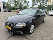 Volkswagen Jetta - 1.2 TSI Comfortline BlueMotion / 1 JAAR APK / NAP / AIRCO /