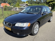 Volvo S60 - 2.5T Momentum Xenon/Navi/ECC/Cruise/ NL-AUTO