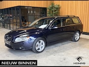 Volvo V70 - 2.0T Momentum. Cruise-control. leer. Trekhaak. Youngtimer.