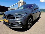 Volkswagen Tiguan - 1.5 TSI Business_Line_AUTOMAAT_NAVI__ELEC-TREKHAAK-AKTIE PRI