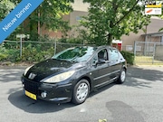 Peugeot 307 - 1.6-16V XT