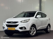 Hyundai ix35 - 2.0i Business Ed. AUTOMAAT [ NAP trekhaak pano ]