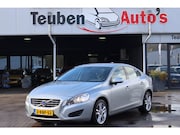Volvo S60 - 1.6 T4 Momentum Navigatie, Airco, Cruise control, Elektrisch