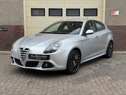 Alfa Romeo Giulietta - 1.4 T Distinctive Sportiva|Airco|Clima|Cruise