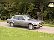 BMW 3-serie - 320i AUTOMAAT 4 DEURS 42.000 KILOMETER NAP UNIEK