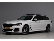 BMW 5-serie - Touring 530e xDrive High Executive | adap. cruise | panorama