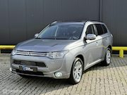 Mitsubishi Outlander - 2.0 PHEV Intense +