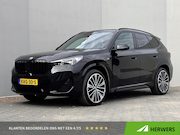 BMW X1 - xDrive30e / Dealer onderhouden / Accu SoH 96 % / M-SPORT / 2