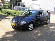 Audi A3 - 1.6 FSI Attraction nap pas airco